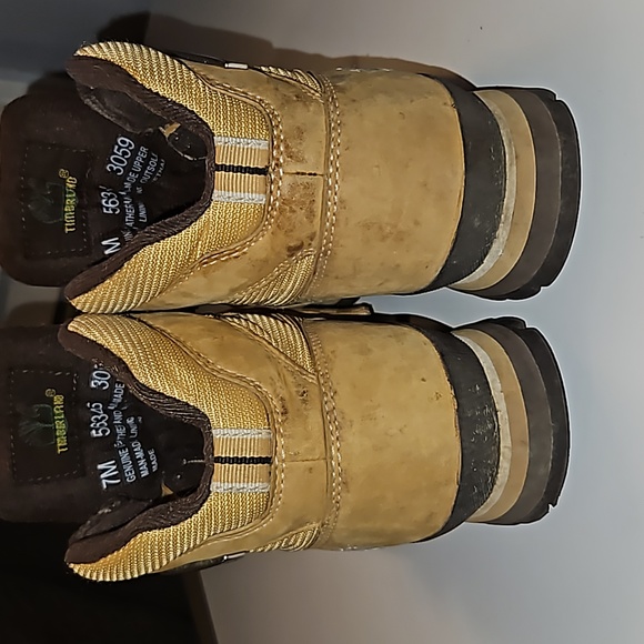 Women's Timberland Mid-Boot. - Picture 5 of 9